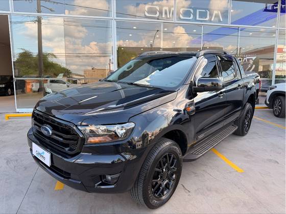 FORD RANGER 2.2 BLACK 4X2 CD 16V DIESEL 4P AUTOMÁTICO